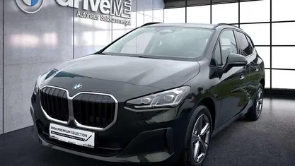 Gebraucht BMW 216 Efficient Dynamics 122 PS (89 kW) 2025 Van / Kleinbus