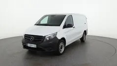 Weiß Gebraucht 2024 Mercedes Vito Van / Kleinbus | € 43.188 (Fairer Preis)