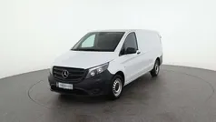 Weiß Gebraucht 2021 Mercedes Vito Van / Kleinbus | € 28.788 (Superpreis)
