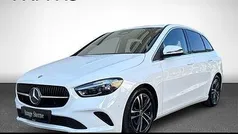 Weiß Gebraucht 2024 Mercedes 180 Edition Limousine | € 35.950 (Fairer Preis)