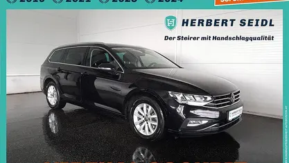 Schwarz Gebraucht 2022 VW Passat Pro Kombi | € 21.480 (Fairer Preis)