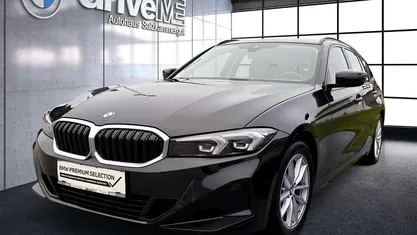 Gebraucht BMW 318 Shadowline 156 PS (114 kW) 2023 Kombi