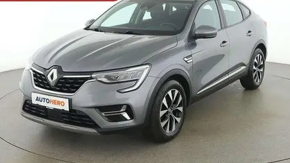 Grau Gebraucht 2021 Renault Arkana Zen SUV | € 18.990 (Fairer Preis)