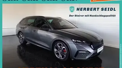 Grau Gebraucht 2022 Skoda Octavia RS Kombi | € 28.880 (Fairer Preis)