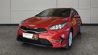 Gebraucht Kia Ceed Sportswagon Silver 140 PS (102 kW) 2024 Rot Kombi