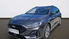 Magnetic metallic (pn4dq) Gebraucht 2024 Ford Focus ST-Line Kombi | € 22.900 (Fairer Preis)
