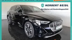 Schwarz Gebraucht 2022 Audi e-tron S-Line SUV | € 39.970 (Fairer Preis)
