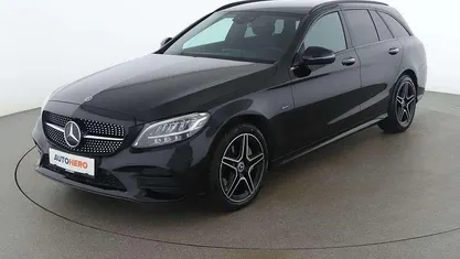 Gebraucht Mercedes C300e AMG line 320 PS (235 kW) 2021 Schwarz Kombi