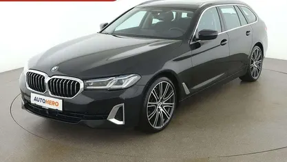 Schwarz Gebraucht 2022 BMW 520 Luxury Line Kombi | € 39.390 (Fairer Preis)