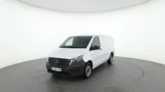 Arktikweiß Gebraucht 2023 Mercedes Vito Van / Kleinbus | € 33.990 (Superpreis)