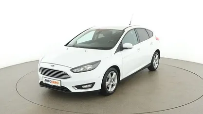 Gebraucht Ford Focus Titanium 125 PS (91 kW) 2015 Weiß Limousine