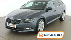 Grau Gebraucht 2017 Skoda Superb Style Kombi | € 19.590 (Fairer Preis)