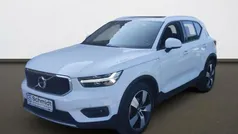 Weiß Gebraucht 2018 Volvo XC40 Momentum SUV | € 24.900 (Fairer Preis)