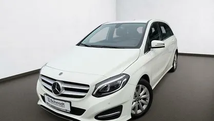 Gebraucht 2017 Mercedes B220 Van / Kleinbus | € 19.990
