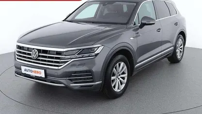 Grau Gebraucht 2021 VW Touareg Elegance SUV | € 41.690 (Superpreis)