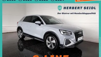 Grau Gebraucht 2022 Audi Q2 S-Line SUV | € 24.880 (Guter Preis)