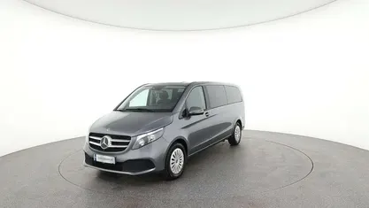 Gebraucht Mercedes V250 190 PS (139 kW) 2023 Selenitgrau metallic Van / Kleinbus