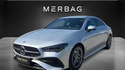 Gebraucht Mercedes CLA200 AMG line 150 PS (110 kW) 2024 Iridiumsilber metallic Coupé