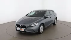 Grau Gebraucht 2018 Volvo V40 Kinetic Kombi | € 14.790 (Fairer Preis)