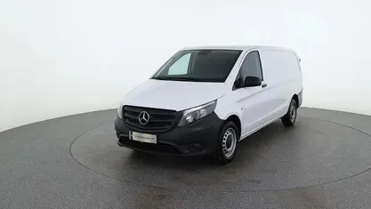 Gebraucht Mercedes Vito 102 PS (75 kW) 2022 Weiß Van