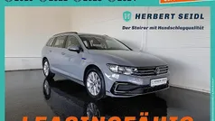 Grau Gebraucht 2022 VW Passat GTE Kombi | € 20.880 (Fairer Preis)