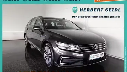 Gebraucht VW Passat GTE 156 PS (114 kW) 2021 Grau Kombi