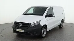 Weiß Gebraucht 2022 Mercedes e-Vito Van / Kleinbus | € 31.188 (Fairer Preis)