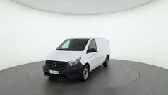 Arktikweiß Gebraucht 2022 Mercedes Vito Van / Kleinbus | € 29.990 (Guter Preis)