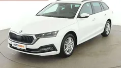 Weiß Gebraucht 2023 Skoda Octavia Style Kombi | € 24.890 (Superpreis)