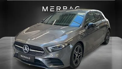 Gebraucht Mercedes A200 AMG line 163 PS (119 kW) 2019 Mountaingrau metallic Limousine