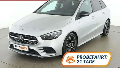 Gebraucht Mercedes B200 AMG line 150 PS (110 kW) 2022 Grau Van / Kleinbus