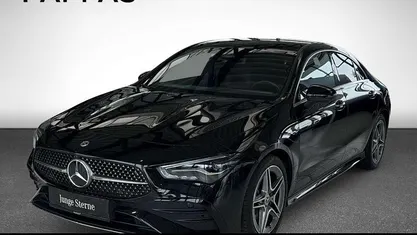 Gebraucht Mercedes CLA200 AMG line 150 PS (110 kW) 2025 Metalliclack kosmosschwarz Coupé
