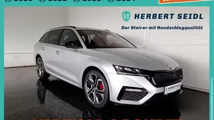 Brilliantsilber metallic Gebraucht 2022 Skoda Octavia RS Kombi | € 24.880 (Fairer Preis)