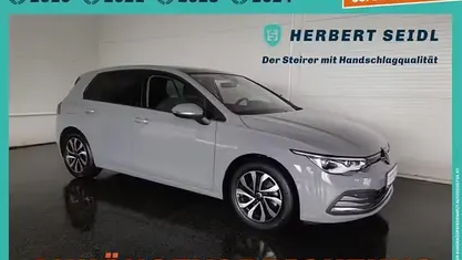 Gebraucht VW Golf Active 150 PS (110 kW) 2022 Limousine