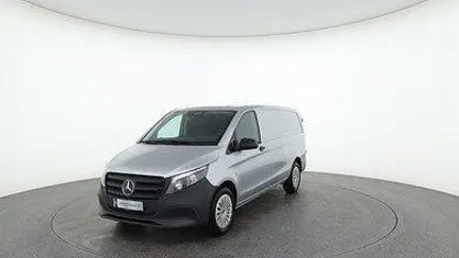 Gebraucht Mercedes Vito 136 PS (100 kW) 2024 Grau Van