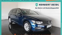 Blau Gebraucht 2023 VW Passat Business Kombi | € 23.480 (Fairer Preis)