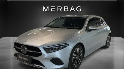Hightechsilber metal Gebraucht 2024 Mercedes A180 Progressive Limousine | € 31.990 (Fairer Preis)