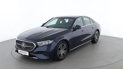 Blau Gebraucht 2024 Mercedes E220 Advanced Limousine | € 50.590 (Superpreis)