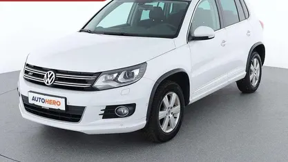 Weiß Gebraucht 2015 VW Tiguan Sport SUV | € 14.890 (Etwas zu teuer)