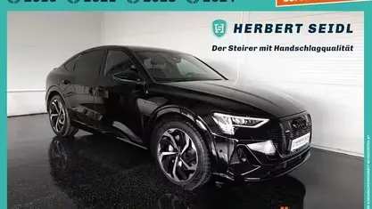 Brillantschwarz Gebraucht 2022 Audi e-tron S-Line SUV | € 33.880 (Fairer Preis)