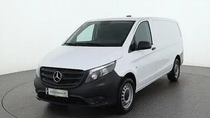 Gebraucht Mercedes Vito 136 PS (100 kW) 2023 Arktikweiß Van
