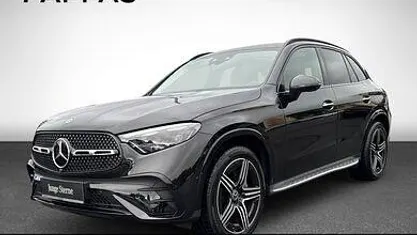 Obsidianschwarz metallic Gebraucht 2024 Mercedes GLC300e Night SUV | € 68.950 (Fairer Preis)