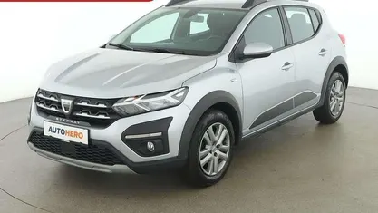 Grau Gebraucht 2022 Dacia Sandero Comfort Kleinwagen | € 12.190 (Guter Preis)