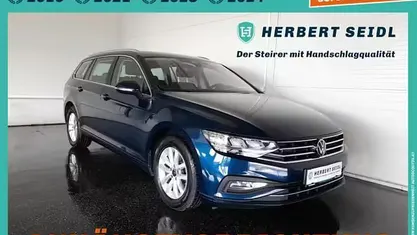 Blau Gebraucht 2022 VW Passat Business Kombi | € 20.880 (Guter Preis)