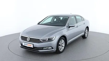 Gebraucht 2018 VW Passat Comfortline Limousine | € 17.790 (Fairer Preis)