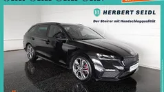 Schwarz Gebraucht 2022 Skoda Octavia RS Kombi | € 29.880 (Fairer Preis)