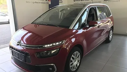 Rot Gebraucht 2016 Citroën Grand C4 Picasso Feel Van / Kleinbus | € 9.100 (Fairer Preis)