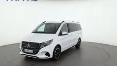 Arktikweiß Gebraucht 2024 Mercedes V250 Avantgarde Van / Kleinbus | € 79.990 (Fairer Preis)