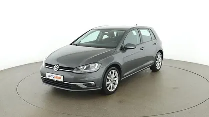 Grau Gebraucht 2019 VW Golf VII Comfortline Limousine | € 13.690 (Fairer Preis)