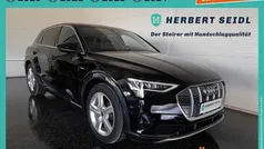 Schwarz Gebraucht 2021 Audi e-tron Advanced SUV | € 36.470 (Fairer Preis)